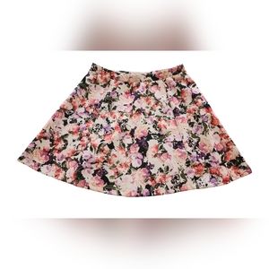 Lily Rose Floral Mini Skirt Size Medium